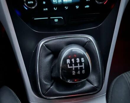 Белый Форд Си-Макс, объемом двигателя 1.6 л и пробегом 250 тыс. км за 8750 $, фото 2 на Automoto.ua