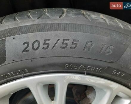 Білий Форд Сі-Макс, об'ємом двигуна 1.6 л та пробігом 218 тис. км за 7990 $, фото 54 на Automoto.ua