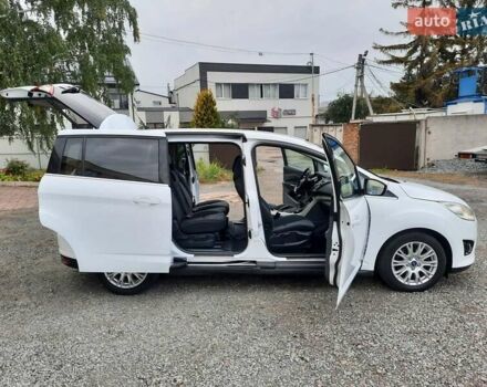 Білий Форд Сі-Макс, об'ємом двигуна 1.6 л та пробігом 218 тис. км за 7990 $, фото 16 на Automoto.ua