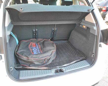 Белый Форд Си-Макс, объемом двигателя 1.6 л и пробегом 181 тыс. км за 7500 $, фото 10 на Automoto.ua