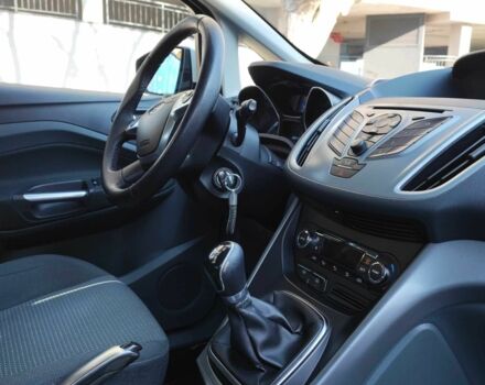 Белый Форд Си-Макс, объемом двигателя 1.6 л и пробегом 181 тыс. км за 7500 $, фото 2 на Automoto.ua