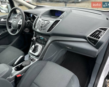 Білий Форд Сі-Макс, об'ємом двигуна 2 л та пробігом 250 тис. км за 9450 $, фото 27 на Automoto.ua