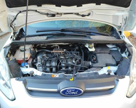 Белый Форд Си-Макс, объемом двигателя 1.6 л и пробегом 181 тыс. км за 7500 $, фото 9 на Automoto.ua