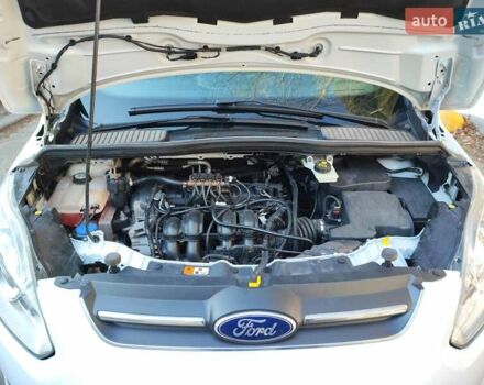 Белый Форд Си-Макс, объемом двигателя 1.6 л и пробегом 180 тыс. км за 7500 $, фото 8 на Automoto.ua