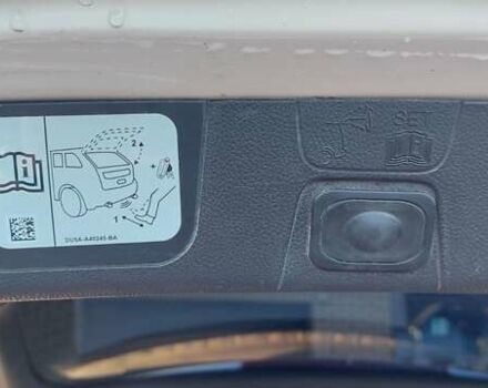 Белый Форд Си-Макс, объемом двигателя 2 л и пробегом 157 тыс. км за 12300 $, фото 9 на Automoto.ua