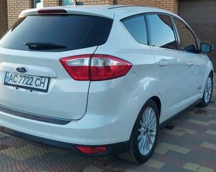 Белый Форд Си-Макс, объемом двигателя 2 л и пробегом 157 тыс. км за 12300 $, фото 3 на Automoto.ua