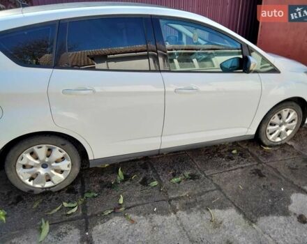 Белый Форд Си-Макс, объемом двигателя 1 л и пробегом 210 тыс. км за 6000 $, фото 5 на Automoto.ua