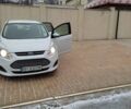 Білий Форд Сі-Макс, об'ємом двигуна 2 л та пробігом 200 тис. км за 10600 $, фото 1 на Automoto.ua