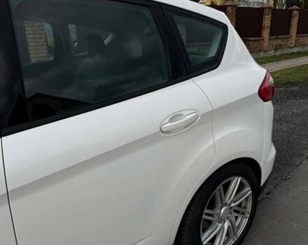 Белый Форд Си-Макс, объемом двигателя 2 л и пробегом 277 тыс. км за 9200 $, фото 4 на Automoto.ua