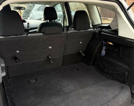 Белый Форд Си-Макс, объемом двигателя 2 л и пробегом 277 тыс. км за 9200 $, фото 8 на Automoto.ua