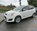 Белый Форд Си-Макс, объемом двигателя 2 л и пробегом 300 тыс. км за 9539 $, фото 1 на Automoto.ua