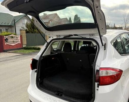 Белый Форд Си-Макс, объемом двигателя 2 л и пробегом 277 тыс. км за 9200 $, фото 7 на Automoto.ua