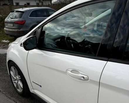 Белый Форд Си-Макс, объемом двигателя 2 л и пробегом 277 тыс. км за 9200 $, фото 3 на Automoto.ua