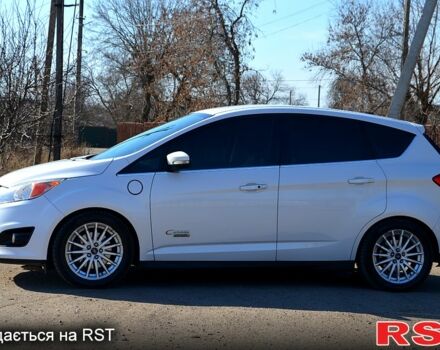 Белый Форд Си-Макс, объемом двигателя 2 л и пробегом 131 тыс. км за 9900 $, фото 3 на Automoto.ua