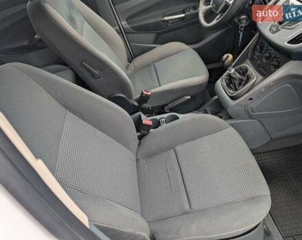 Белый Форд Си-Макс, объемом двигателя 1.6 л и пробегом 236 тыс. км за 7250 $, фото 31 на Automoto.ua