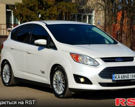 Белый Форд Си-Макс, объемом двигателя 2 л и пробегом 131 тыс. км за 9900 $, фото 7 на Automoto.ua