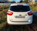 Білий Форд Сі-Макс, об'ємом двигуна 1 л та пробігом 190 тис. км за 6100 $, фото 1 на Automoto.ua