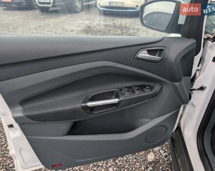 Білий Форд Сі-Макс, об'ємом двигуна 1.6 л та пробігом 236 тис. км за 7150 $, фото 18 на Automoto.ua