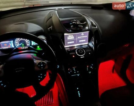 Форд Си-Макс 2014 в Одессе на Automoto.ua Белый Форд Си-Макс, объемом двигателя 2 л и пробегом 217 тыс. км за 12100 $, фото 21 на Automoto.ua