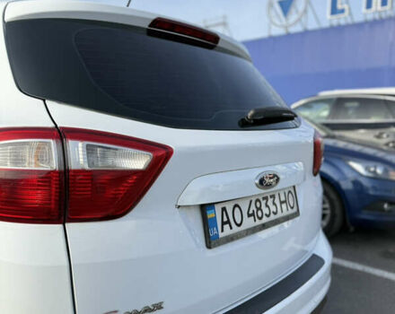 Білий Форд Сі-Макс, об'ємом двигуна 1.56 л та пробігом 311 тис. км за 7500 $, фото 16 на Automoto.ua