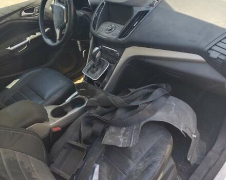 Білий Форд Сі-Макс, об'ємом двигуна 2 л та пробігом 150 тис. км за 4400 $, фото 4 на Automoto.ua