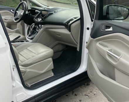 Белый Форд Си-Макс, объемом двигателя 2 л и пробегом 112 тыс. км за 14200 $, фото 6 на Automoto.ua