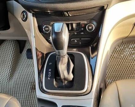 Белый Форд Си-Макс, объемом двигателя 2 л и пробегом 225 тыс. км за 12500 $, фото 5 на Automoto.ua