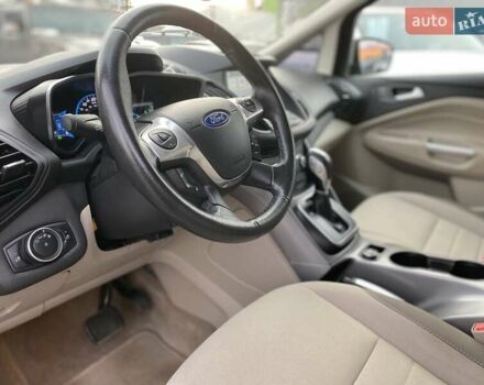 Белый Форд Си-Макс, объемом двигателя 2 л и пробегом 161 тыс. км за 9990 $, фото 7 на Automoto.ua