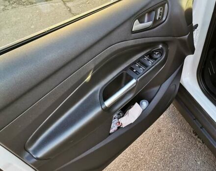 Білий Форд Сі-Макс, об'ємом двигуна 2 л та пробігом 191 тис. км за 12500 $, фото 5 на Automoto.ua