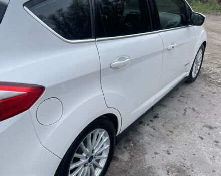 Белый Форд Си-Макс, объемом двигателя 2 л и пробегом 112 тыс. км за 14200 $, фото 1 на Automoto.ua