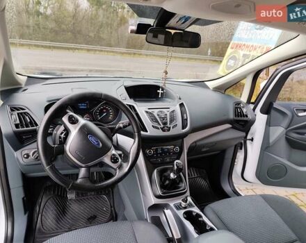 Белый Форд Си-Макс, объемом двигателя 1.56 л и пробегом 235 тыс. км за 9500 $, фото 10 на Automoto.ua