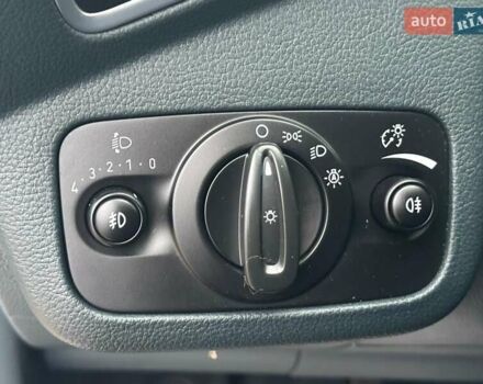 Білий Форд Сі-Макс, об'ємом двигуна 1.6 л та пробігом 265 тис. км за 9800 $, фото 15 на Automoto.ua