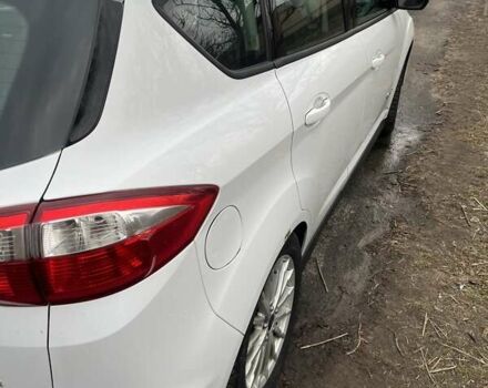 Белый Форд Си-Макс, объемом двигателя 2 л и пробегом 240 тыс. км за 8800 $, фото 7 на Automoto.ua