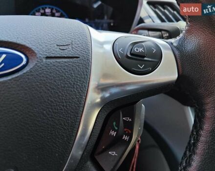Білий Форд Сі-Макс, об'ємом двигуна 2 л та пробігом 156 тис. км за 12490 $, фото 19 на Automoto.ua