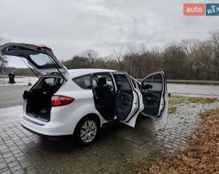 Белый Форд Си-Макс, объемом двигателя 1.56 л и пробегом 235 тыс. км за 9500 $, фото 11 на Automoto.ua