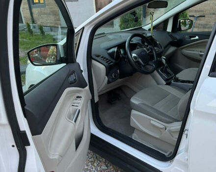 Білий Форд Сі-Макс, об'ємом двигуна 2 л та пробігом 153 тис. км за 13200 $, фото 4 на Automoto.ua