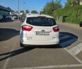 Белый Форд Си-Макс, объемом двигателя 2 л и пробегом 67 тыс. км за 16000 $, фото 3 на Automoto.ua