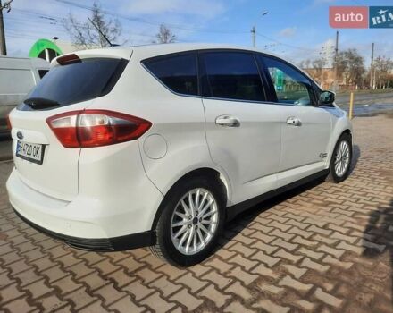 Білий Форд Сі-Макс, об'ємом двигуна 2 л та пробігом 145 тис. км за 10999 $, фото 3 на Automoto.ua