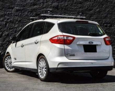 Белый Форд Си-Макс, объемом двигателя 2 л и пробегом 112 тыс. км за 3900 $, фото 3 на Automoto.ua