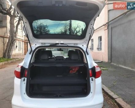 Білий Форд Сі-Макс, об'ємом двигуна 2 л та пробігом 145 тис. км за 10999 $, фото 25 на Automoto.ua