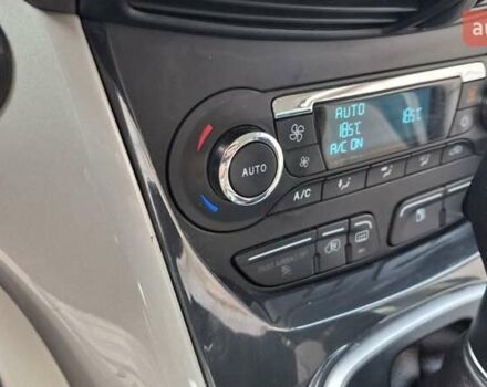 Белый Форд Си-Макс, объемом двигателя 2 л и пробегом 132 тыс. км за 11800 $, фото 19 на Automoto.ua