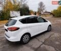 Форд Си-Макс 2016 в Ромнах на Automoto.ua Белый Форд Си-Макс, объемом двигателя 1.5 л и пробегом 131 тыс. км за 10000 $, фото 23 на Automoto.ua
