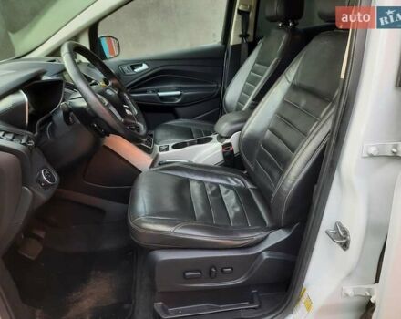 Білий Форд Сі-Макс, об'ємом двигуна 2 л та пробігом 145 тис. км за 10999 $, фото 11 на Automoto.ua