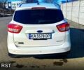 Белый Форд Си-Макс, объемом двигателя 2 л и пробегом 129 тыс. км за 14000 $, фото 2 на Automoto.ua