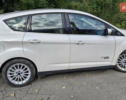 Белый Форд Си-Макс, объемом двигателя 2 л и пробегом 132 тыс. км за 11800 $, фото 7 на Automoto.ua