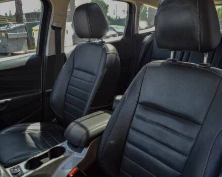 Белый Форд Си-Макс, объемом двигателя 2 л и пробегом 112 тыс. км за 3900 $, фото 5 на Automoto.ua