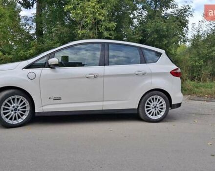 Белый Форд Си-Макс, объемом двигателя 2 л и пробегом 132 тыс. км за 11800 $, фото 2 на Automoto.ua