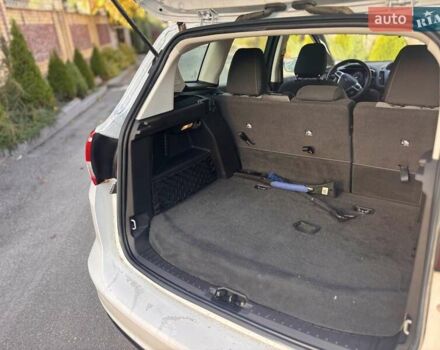 Белый Форд Си-Макс, объемом двигателя 2 л и пробегом 203 тыс. км за 10800 $, фото 13 на Automoto.ua