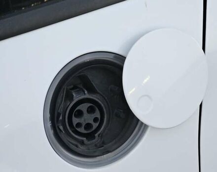 Белый Форд Си-Макс, объемом двигателя 2 л и пробегом 120 тыс. км за 13400 $, фото 15 на Automoto.ua