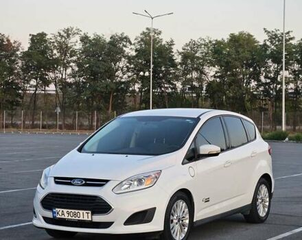 Белый Форд Си-Макс, объемом двигателя 2 л и пробегом 120 тыс. км за 13400 $, фото 2 на Automoto.ua